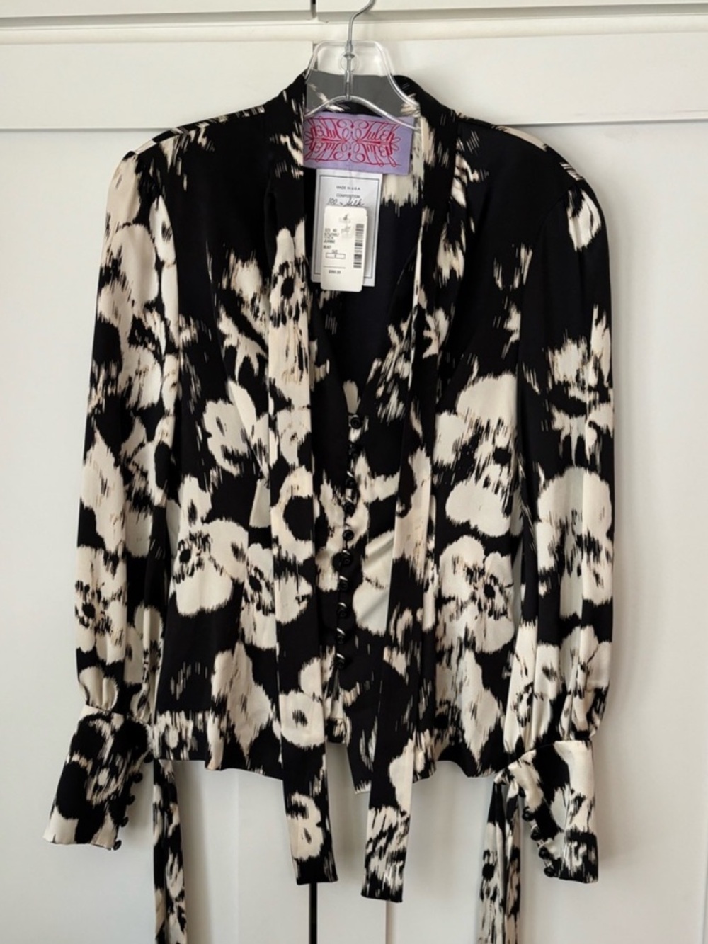 Tuleh NEW Jeannie Silk Blouse Button Front Black White Tied Neck Cuff Womens 8